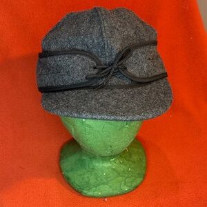 Stormy Kromer Gray Wool Cap with Black Trim